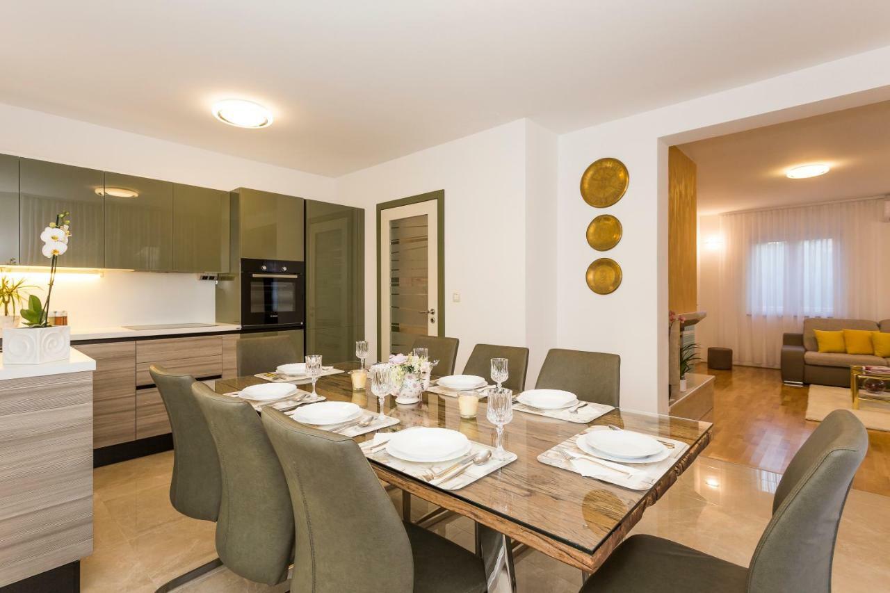 Villa Sweet Home Marija With Heated Pool Split Kültér fotó