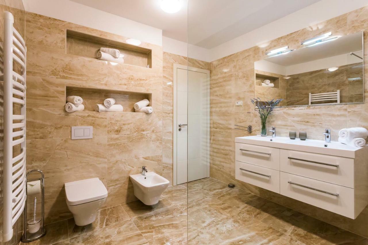 Villa Sweet Home Marija With Heated Pool Split Kültér fotó